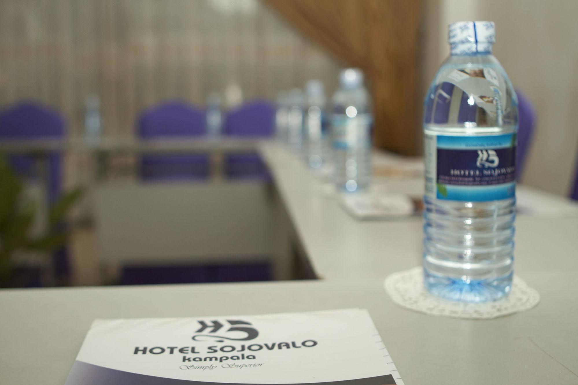 Hotel Sojovalo Кампала Экстерьер фото